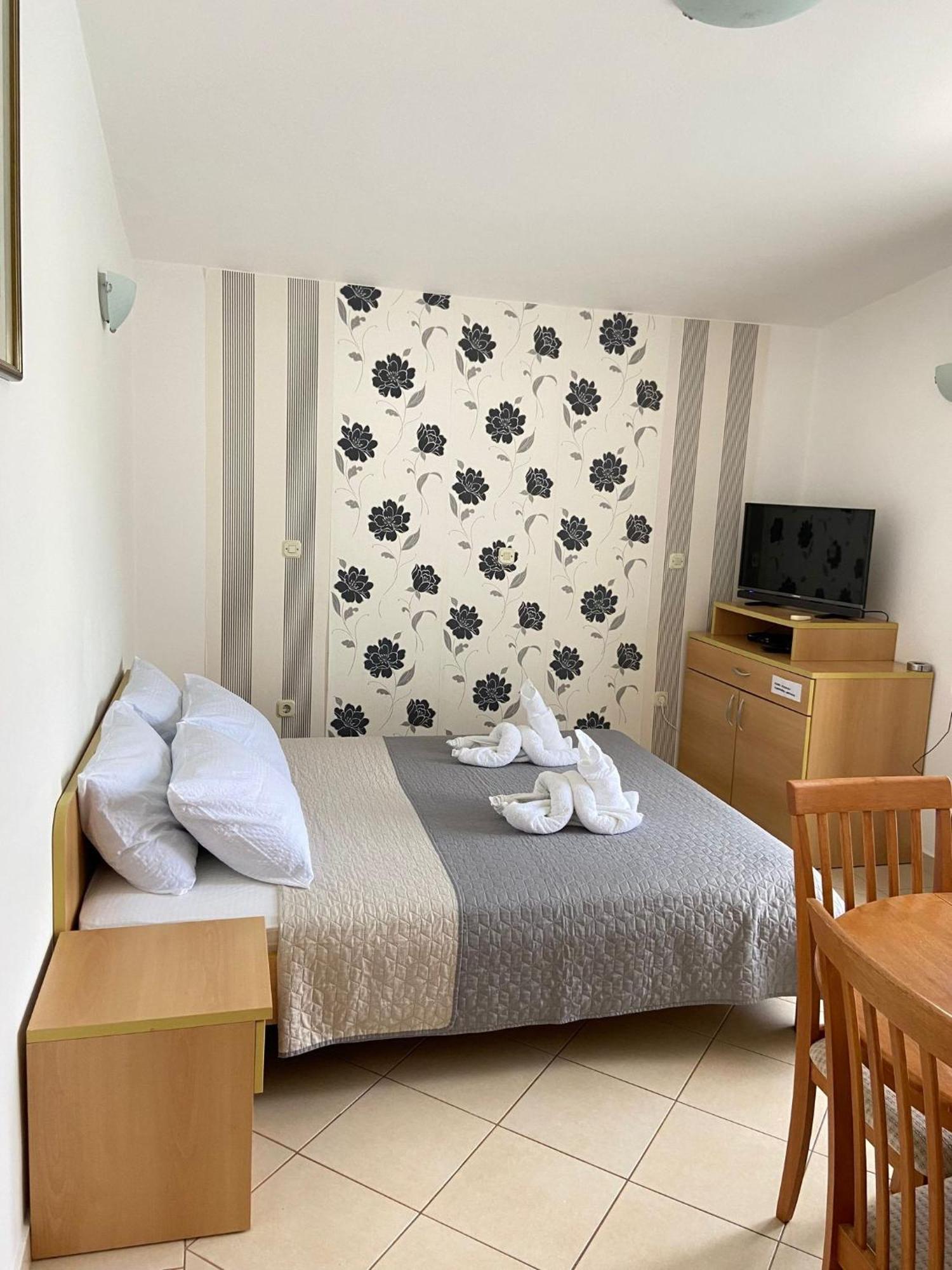 בלאצ'ה Apartments Tiho & Jelena מראה חיצוני תמונה